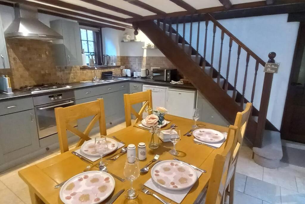 Peak District - 1 Harrow Cottage - Great Longstone Экстерьер фото